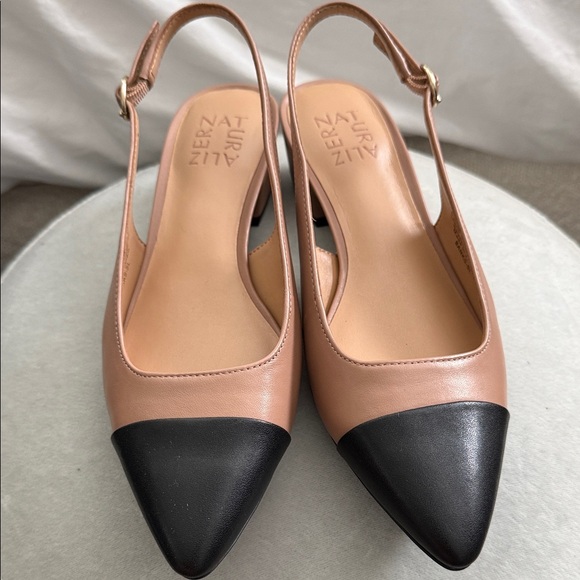 Naturalizer Shoes - Naturalizer Two-Tone Pointed Slingback Flats in Blush and Black
